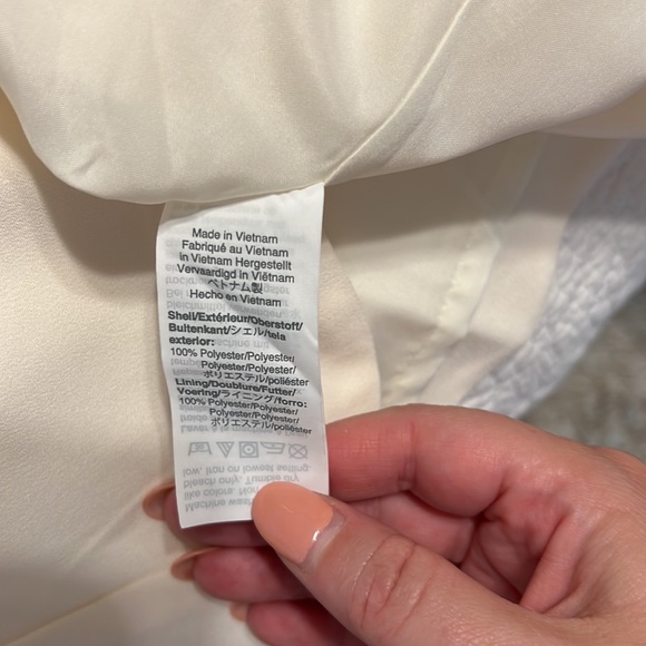 J Crew Factory Scalloped top NWT - Picture 4 of 4